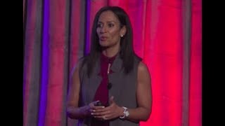 You Can&#39;t Make Everyone Happy, and Other Leadership Lessons | Tara Jaye Frank | TEDxSMUWomen