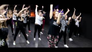 Zerba Katz - Tear The House Up | Vogue HP | Verushka Bonchinche'