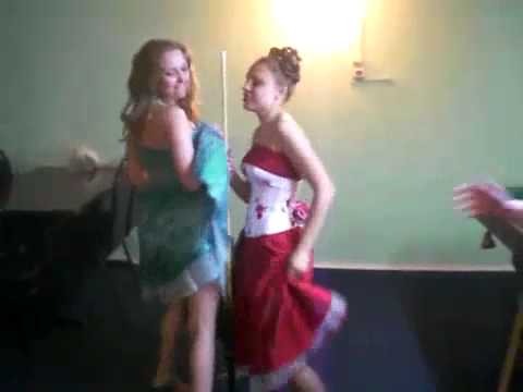 Пьяные выпускницы!