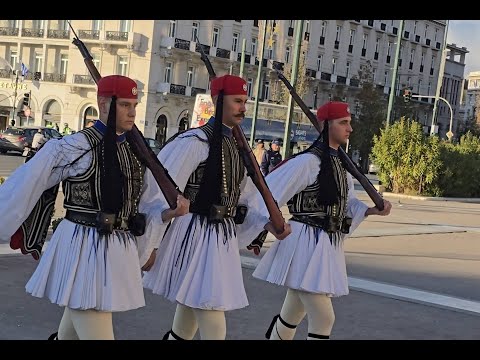 Changing the Guard AthensGreece 💂‍♂️ 2026