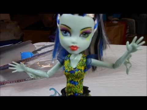 Monster High Great Scarrier Reef:  Frankie Stein