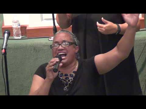 Terri Mays & Co. - Show Me The Way (North Peoria CoC Homecoming 2018)