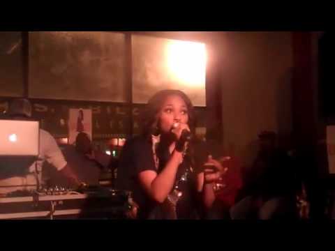 Teairra Mari Performs "Automatic" &" Sponsor" Live