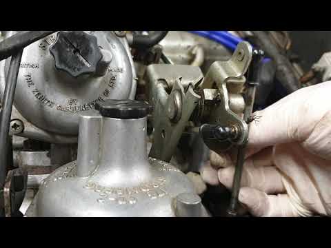 Triumph Stag carburetor removal