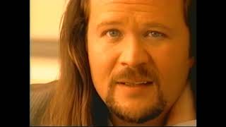 Lari White, Travis Tritt — Helping me get over you