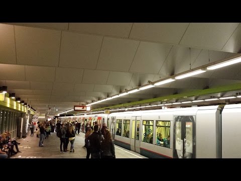 RET Metro 4*Type B (Reclame + 3x Revisie) vertrekt op Zuidplein richting Rotterdam Centraal