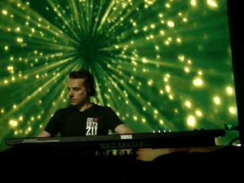 FRANK T.R.A.X. LIVE DJ SET @ ASOT 600 MADRID