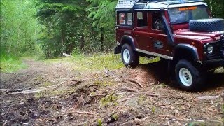 preview picture of video 'RC Land-Rover Scale Adventure.  Through the woods'