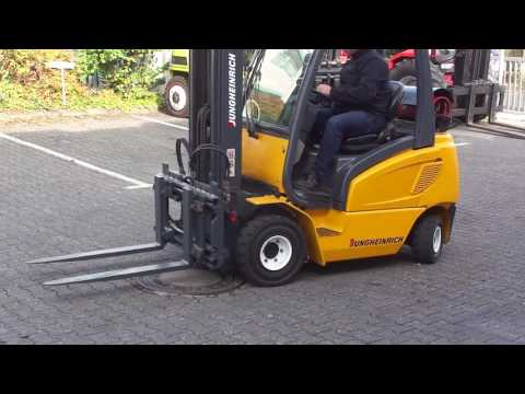 Jungheinrich Gas Stapler 1,6to Hub 4350Triplex Zinkenversteller