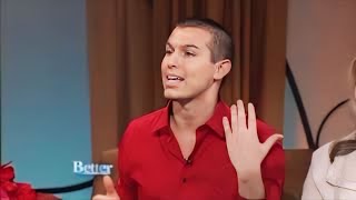 Speaking to the Dead: Psychic Medium Reconnects Two Women with Deceased Relatives