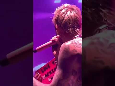 machine gun kelly (mgk) concert live lets young fan sing his song