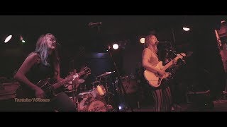 Bleached (live) "Wednesday Night Melody" @Berlin July 01, 2017