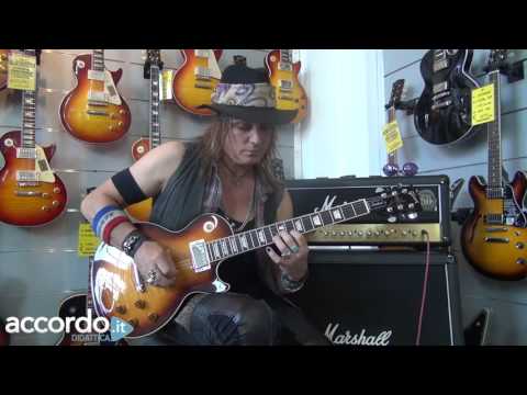 How to play "No More Mr Nice Guy" guitar riff - (Ryan Roxie)