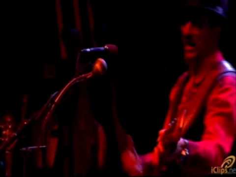 Les Claypool & Fancy Band - D's Diner ( With Bass Solo)