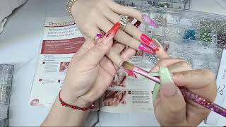 Platicando Sobre Sellado Y Gel En Cristales