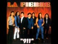 LA FIEBRE - NIÑA DISFRAZADA