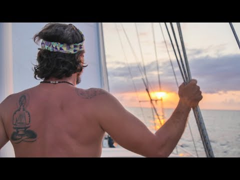 drifting down the Mozambique channel - Sailing Vessel Delos Ep. 134