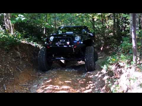 JEEP JK on 3.5 Rock Krawler X-Factor lift with 37'