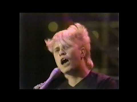 A Flock Of Seagulls - Space Age Love Song (American Bandstand, 1982)