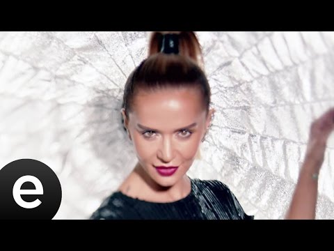 39.5 Derece (Nihan Çilesiz) Official Video #39.5derece - Esen Müzik