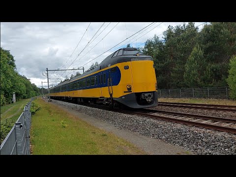 ICMm 4219 als trein 535 Rotterdam-Groningen bij 't Harde, 30-05-2022