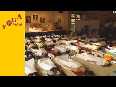 50. Geburtstag von Sukadev: Yogastunde