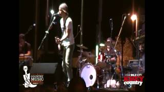 Casey James - Crying On A Suitcase