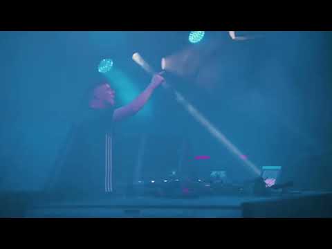 Bryan Kearney - Sinéad O'Connor vs. Rank 1 - Nothing Compares 2 Airwave (Belfast Live Finale)