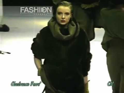 "Gianfranco Ferrè" Autumn Winter 1988 1989 Milan pret a porter women by Canale Moda