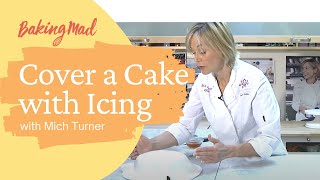 How to cover a cake with sugar paste icing