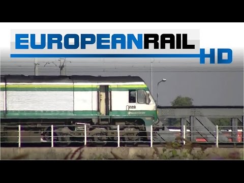 Iarnród Éireann Irish Rail 201 loco 228 & 29000 DMU between Connolly and Clontarf Road