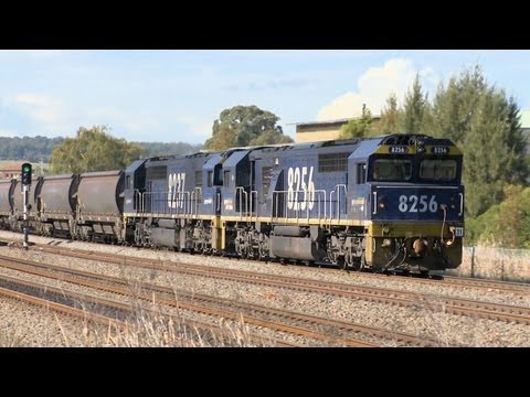 Pacific National Coal Train with 82 Class Locomotives - PoathTV Australian Railways & Railroads