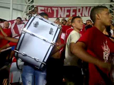 "Orquesta skarlata aguan77e candelaria L.B.L" Barra: Baron Rojo Sur • Club: América de Cáli