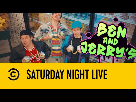 Making A Comedy Rap Video At A Grocery Store (ft. Regé-Jean Page) | SNL S46