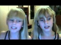 Девочки близняшки Родины поют песню эта песня простая! 