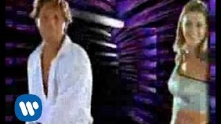 Luis Miguel - Como es posible que a mi lado (Video Oficial)