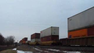 preview picture of video 'Railfanning Cobourg March 4Th 2011.'