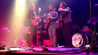 Drew Holcomb and The Neighbors - Ain&#39;t Nobody Got It Easy (unplugged) (Indy 4/13/16)