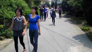 QTKD18A2 - Du lich Tam Dao - Huyen Chan dai :)