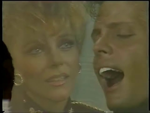 Luis Miguel canta cancion "El Ciego" (en vivo)