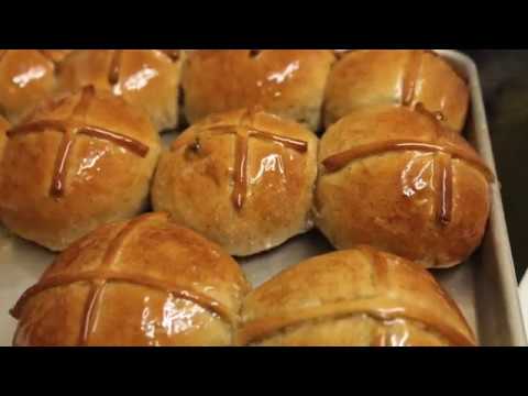 download lagu mp3 mp4 Caribbean Cross Buns Recipe, download lagu Caribbean Cross Buns Recipe gratis, unduh video klip Caribbean Cross Buns Recipe