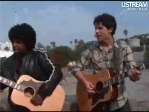 Nick Jonas and Sonny Thompson - Last Time Around - Live @ Santa Monica Pier. (Ustream) 2.2.10
