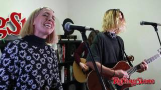 Grouplove &quot;Welcome To Your Life&quot; (Live at the Rolling Stone Australia Office)