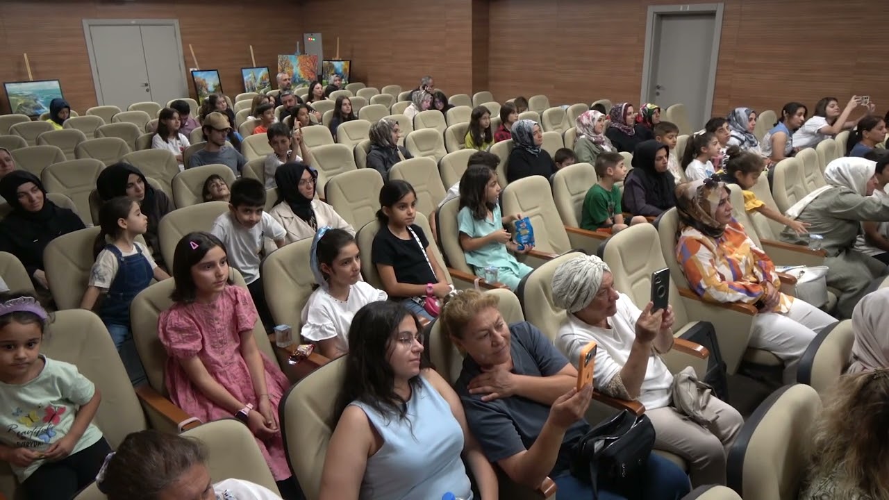 ESENTEPE GENÇLİK MERKEZİ YAZ KURSLARI SONA ERDİ