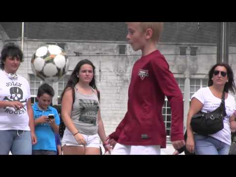 Hooghouden op de Dam in Amsterdam