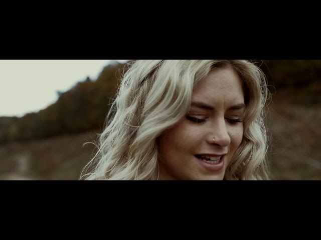 Video zu 'Ich Lebe Jetzt' ansehen