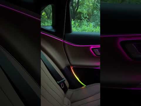 Jedes Auto braucht diese Lichter🤩Link in der Bio! #ambientebeleuchtung #mercedes #luxusauto #bmw
