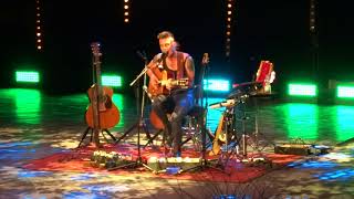 Asaf Avidan &quot;The labyrinth song&quot; live - Villars les Dombes 04/06/18