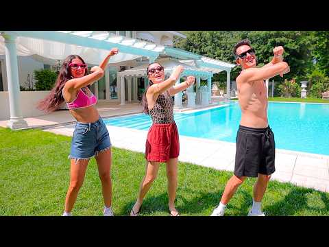 Me contro Te e Tara - 4 SCIMMIE (Coreografia Balli di Gruppo)