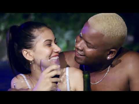 A Ella -Alex Urban ( Video Oficial ) Summer Music Trap 2019